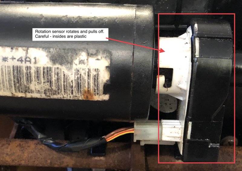 03-motor-closeup.jpg