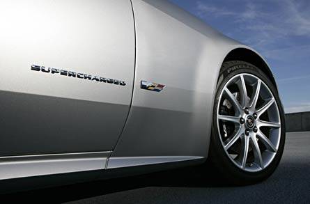 0504_caddy_xlr_5.jpg