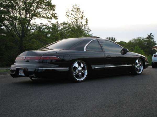 1000x750_Lincoln_01 (600 x 450).jpg