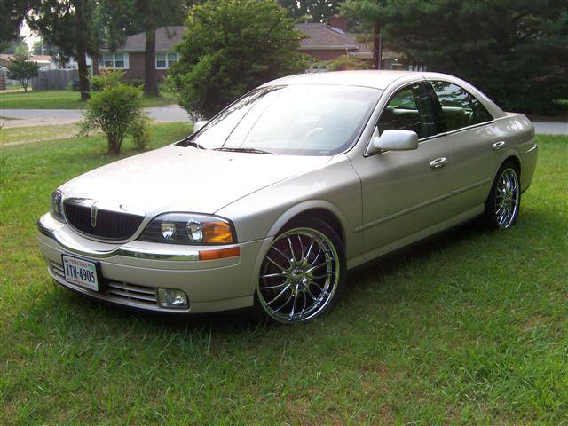 100_0832 (Small).JPG