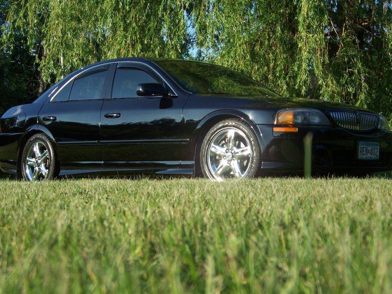 100_1012btm trim blacked outsmall.jpg