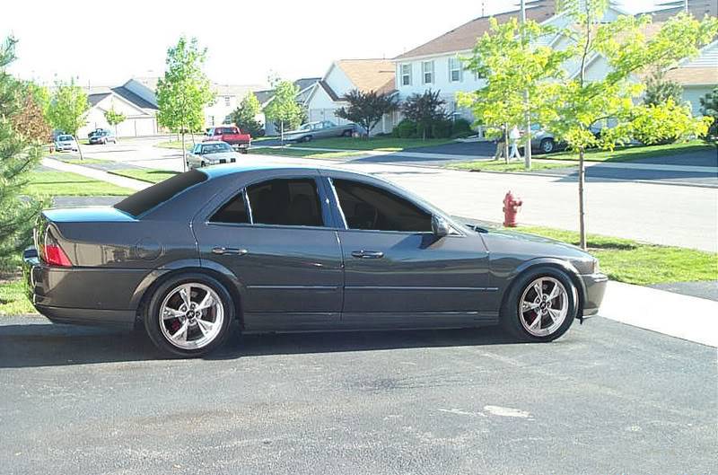 10957-2005-Lincoln-LS2-1.jpg