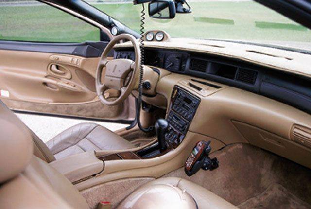 138_0301_4z+Lincoln_Mark_VIII+Interior.jpg