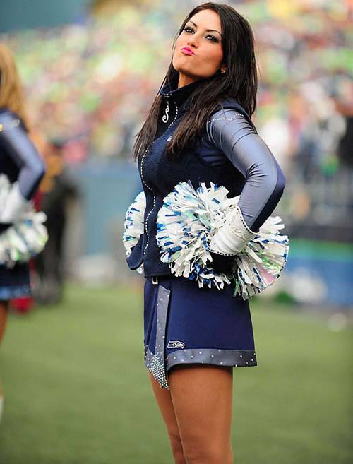 15-hot-cheerleaders.jpg