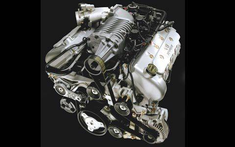 163_0508_07z+2007_ford_sport_trac+adrenalin_front_top_engine_view.jpg
