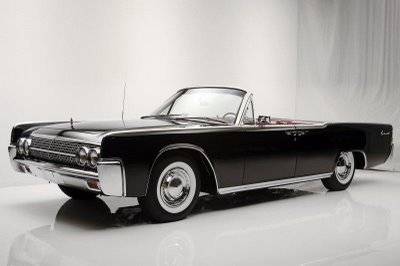 1963 Lincoln Continental Convertible.jpg