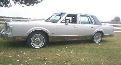 1986-Lincoln-Town-Car-Cartier-Edition.jpg