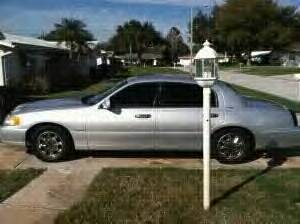 1998 Town Car Signature Touring Edition driver's side.jpg