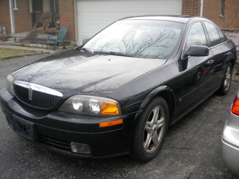 2000 lincoln LS 014.jpg