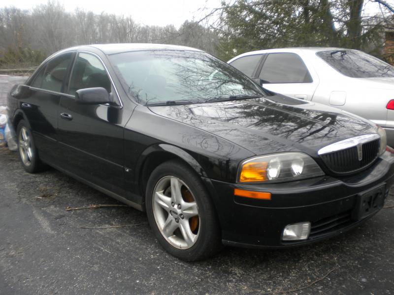 2000 lincoln LS 019.jpg