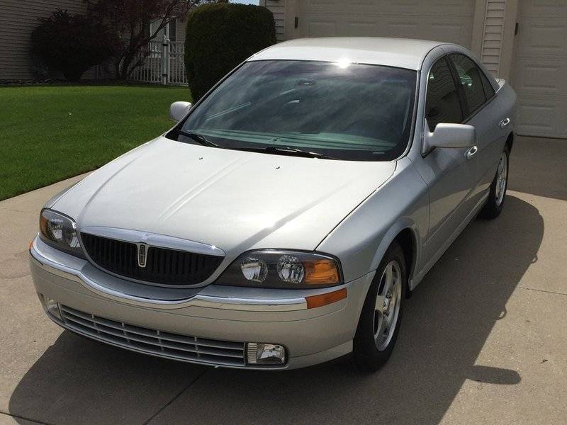 2001_lincoln_ls_v6-pic-6857168409005499194-V6-IN.jpeg
