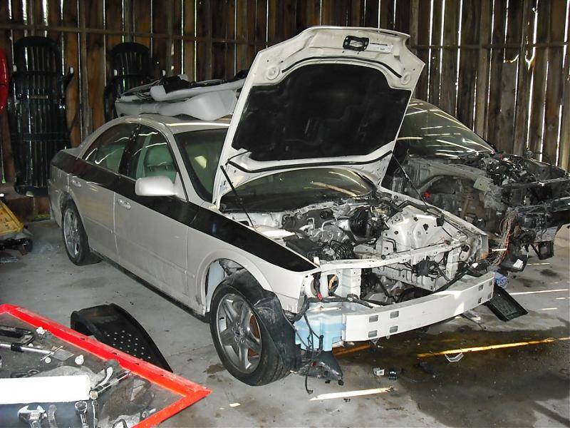 2002 LS ENGINE OUT (1).jpg