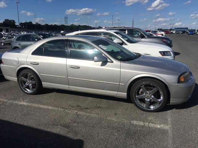 2004-Silver-V8-MD.jpg