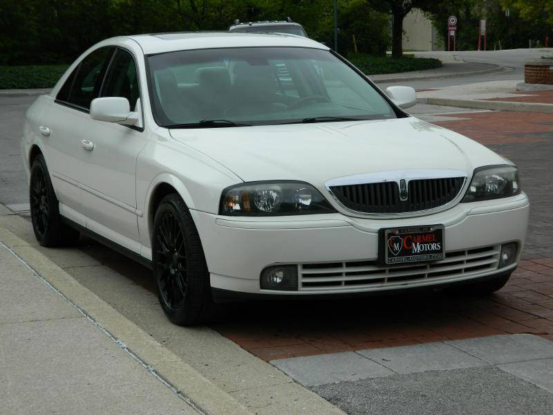 2004-V8-IN.jpg