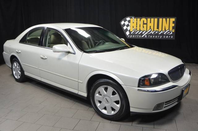 2005-White-Tan-V6-.jpg