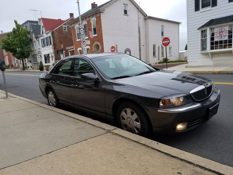 2005_lincoln_ls_v6_luxury-pic-5887823644769618123-V6-PA.jpeg