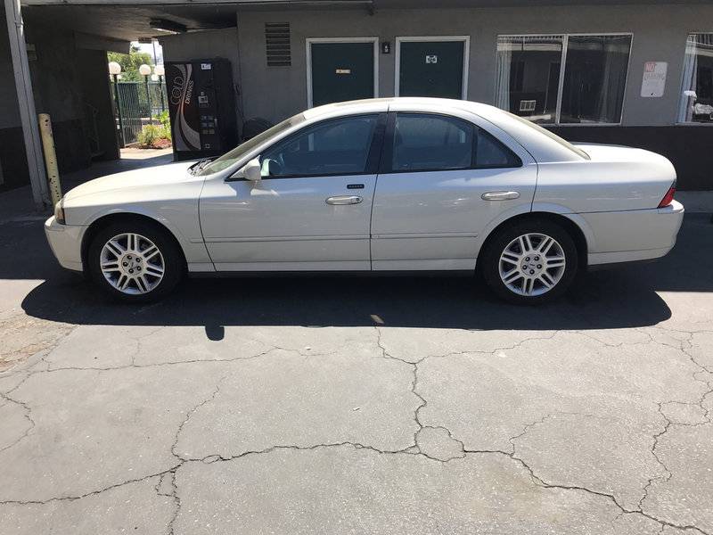 2005_lincoln_ls_v8_sport-pic-5165607463472913661-V8-CA.jpeg