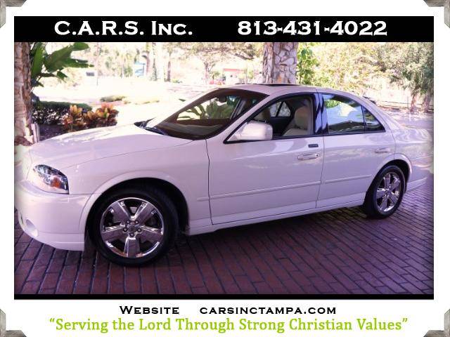 2006-Wht-Tan-V8-FL.jpg