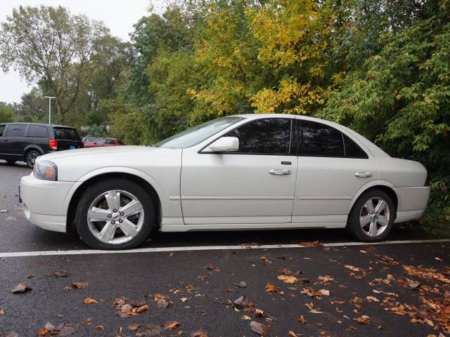 2006_lincoln_ls-pic-1322365335392469286-V8-IL.jpg