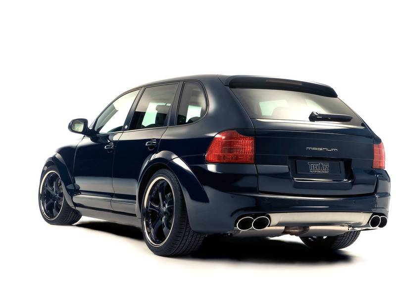 2007-TechArt-Magnum-de-Sede-based-on-Porsche-Cayenne-Rear-Angle-1280x960.jpg