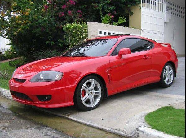 2008_hyundai_tiburon-pic-3227.jpg
