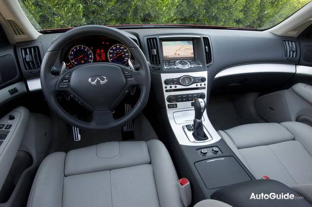 2009 Infiniti G37 intierior.jpg