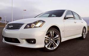 2009.infiniti.m45.20248970-300x189.jpg