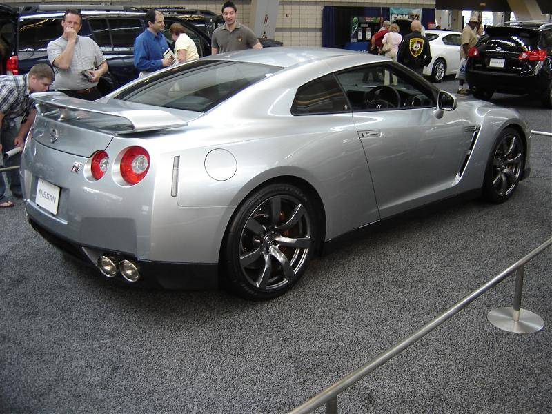 2009 Nissan GTR (5).jpg
