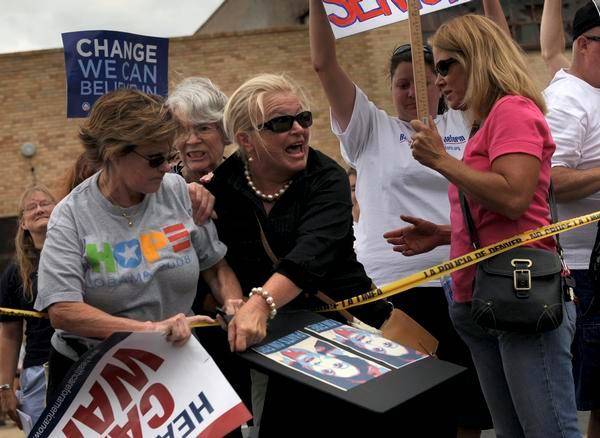 20090807__PelosiProtest~p1.jpg