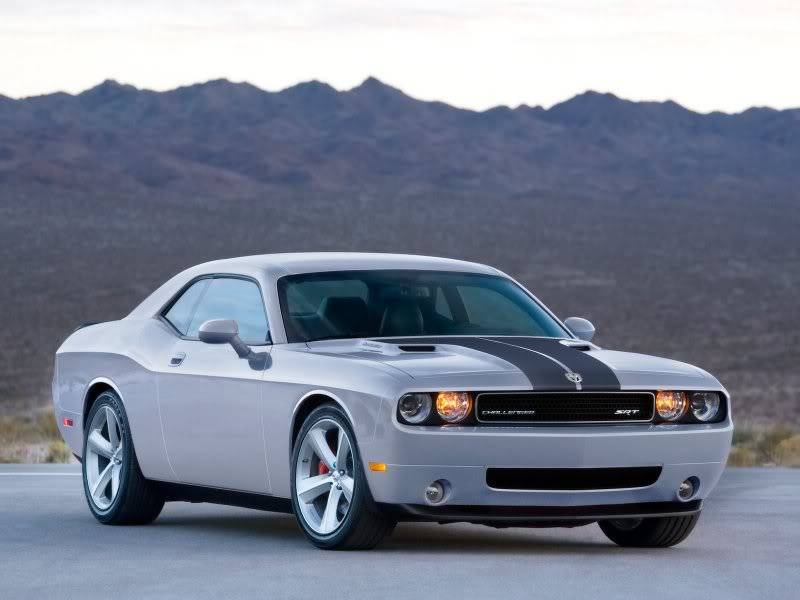 2009_dodge_challenger_srt8-pic-7863.jpg