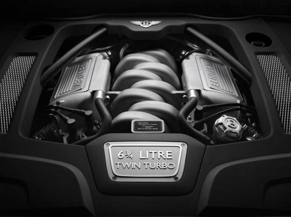 2010-Bentley-Mulsanne-Engine-570x426.jpg