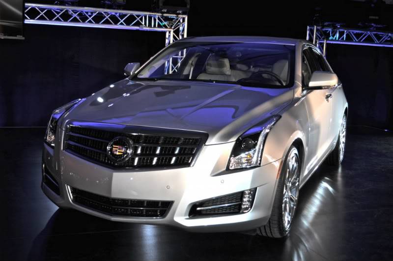 2013-cadillac-ats_100376319_l-1.jpg