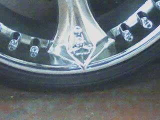 24 navigator wheel close up.jpg
