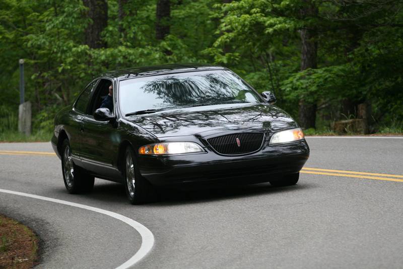 2566960906_b953cc83f1_b.jpg