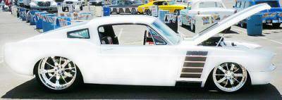 280430_miqaelee_1968_custom_supercharged_mustang.jpg