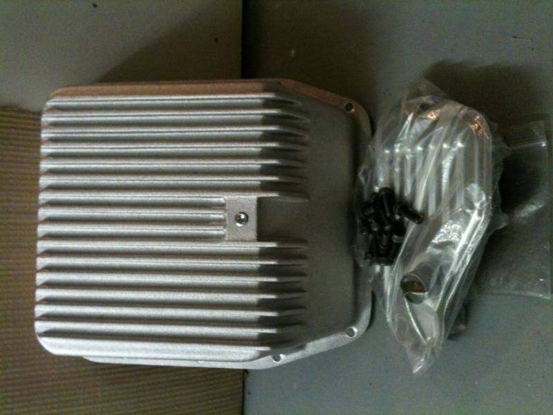4R70W Aluminum finned Trans pan and filter.jpg