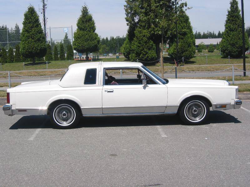 928000-Jason%5C%27s%20Lincoln%20Town%20Coupe1.jpg