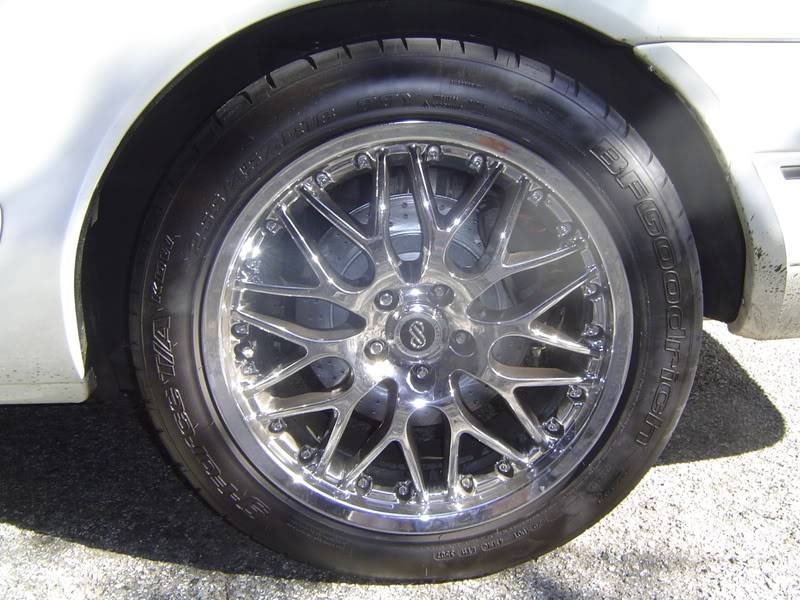 93MarkVIII003.jpg