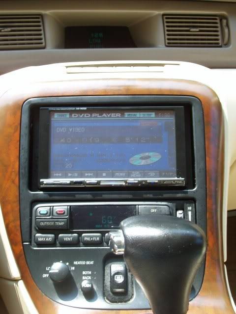97LincolnMarkVIII006.jpg