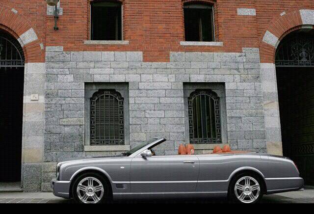 Bentley-Azure_T_2009_photo_04.jpg