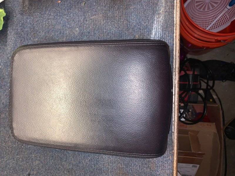 Black Arm rest.jpg