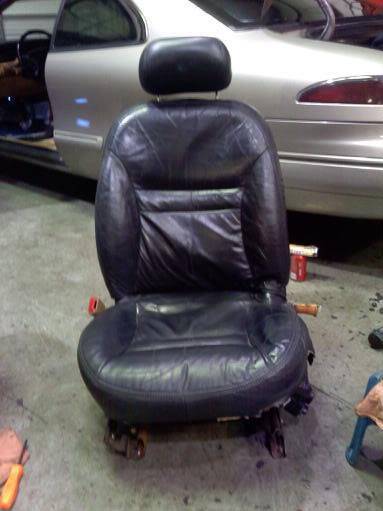 BlackSeat.jpg