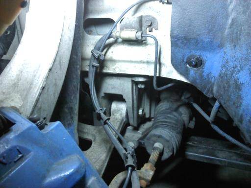 Brake Line FL.JPG