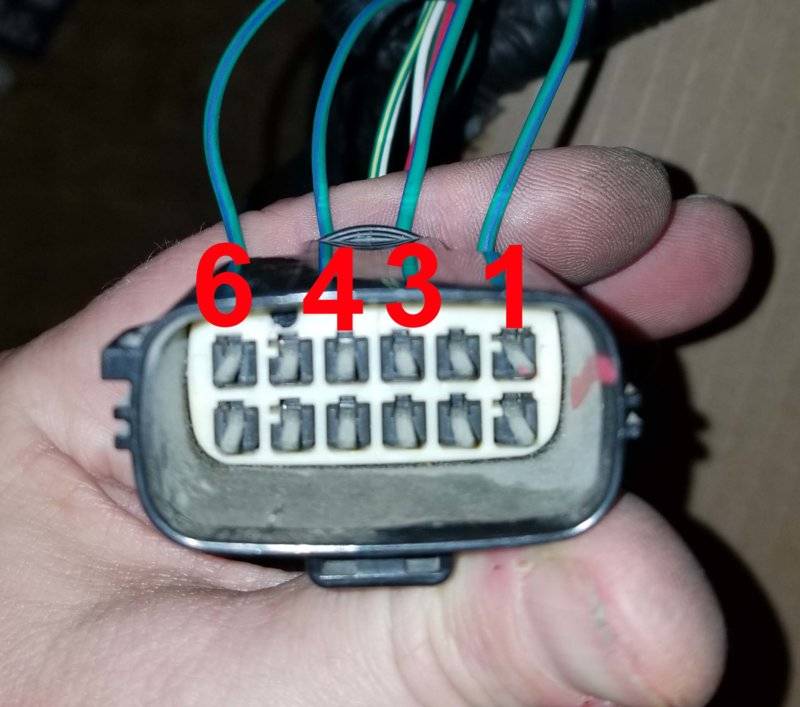 c140 plug.jpg