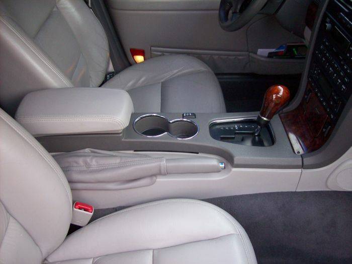 Center console 04.jpg