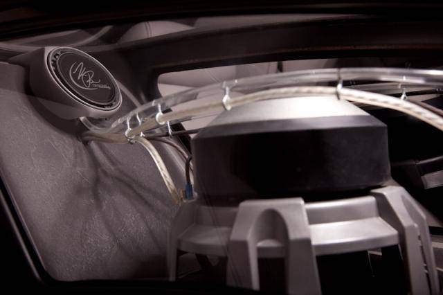 custom_subwoofer_console 02.jpg