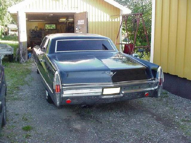 Deville Rear.jpg