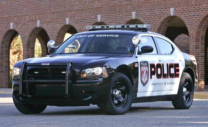 dodge-charger-police-package-photo-37863-s-1280x782.jpg