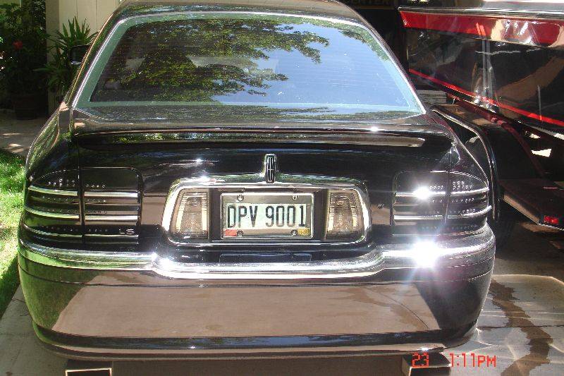 Lincoln Ls Custom Led Taillights Made Lincoln Vs Cadillac