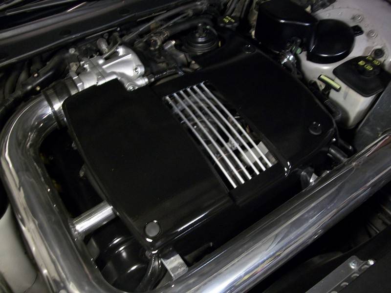 engine cover finished.JPG
